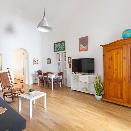 Appartamento La Casa Della Fata Bari Esterno foto