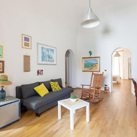 Appartamento La Casa Della Fata Bari Esterno foto