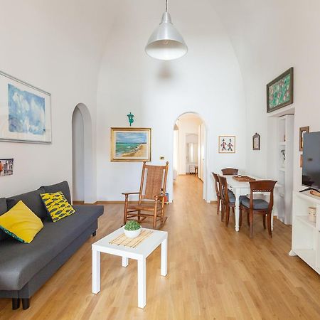 Appartamento La Casa Della Fata Bari Esterno foto